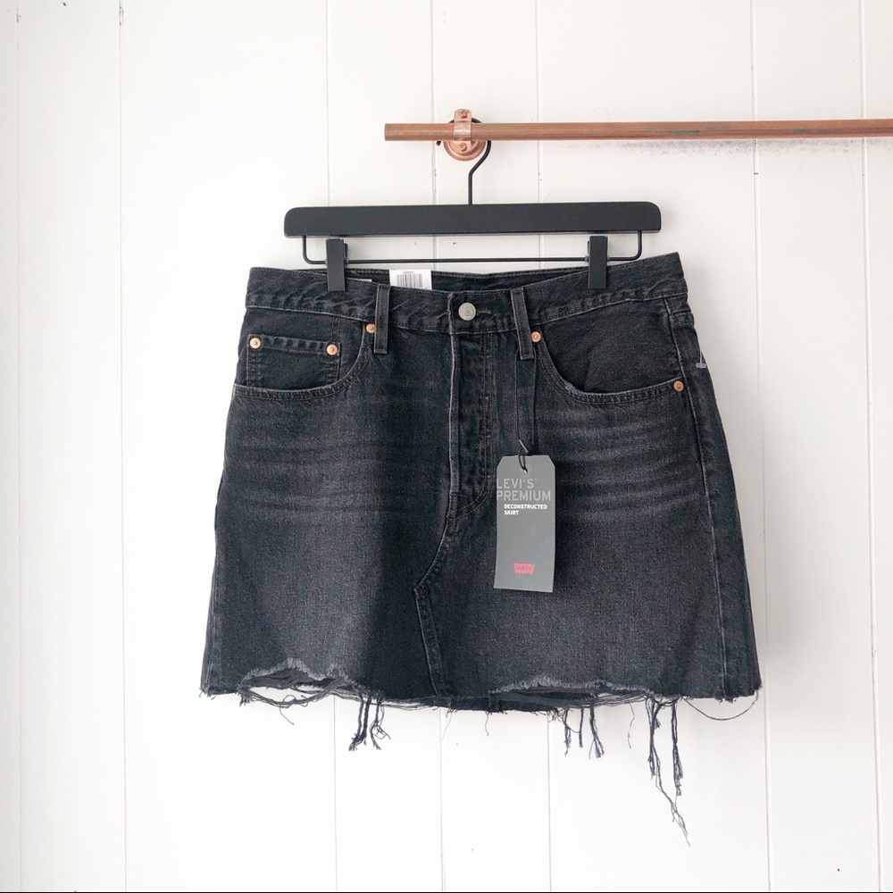 NWT Levi’s Deconstructed Denim Skirt Black - Picture 2 of 4